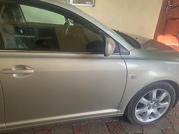 Транспорт: Toyota Avensis: 2004 г., 2.4 л, Автомат, Бензин, Седан — 2