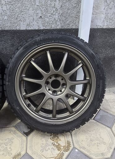 corolla runx: Колеса в сборе 215 / 45 / R 17, Зима, Б/у, Комплект, Легковые, отверстий - 4