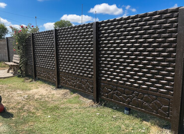 Бетонные еврозаборы: Еврозаборы из железобетонных панелей - Материал: армированный бетон — 1