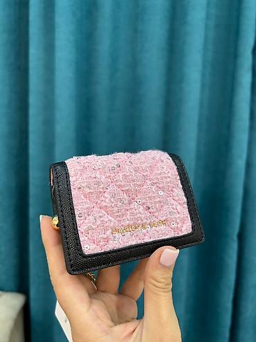 Другие сумки: Мини-сумочка Charles&Keith
Оригинал 🇺🇸 — 10