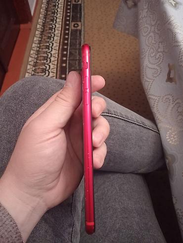 iphone 15 pro qara: IPhone 8 Plus, 64 GB, Qırmızı, Barmaq izi — 3