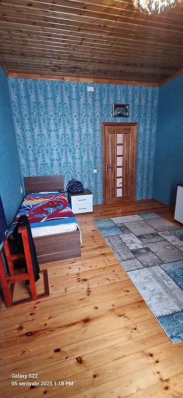 Həyət evləri və villaların satışı: Satılır: həyət evi və əlavə tikili - İki mərtəbəli ağ rəngli həyət — 33