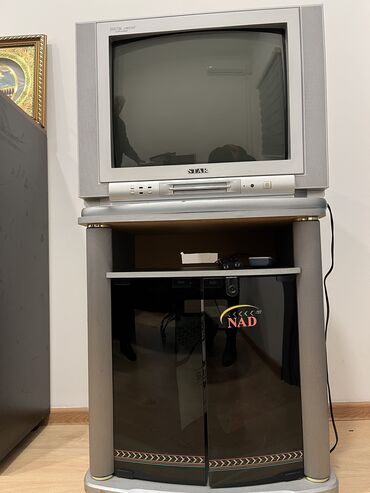 jvc interiart musee tv: İşlənmiş Televizor JVC 54" Ünvandan götürmə