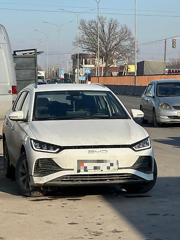 bcd com: BYD E2: 2025 г. — 1