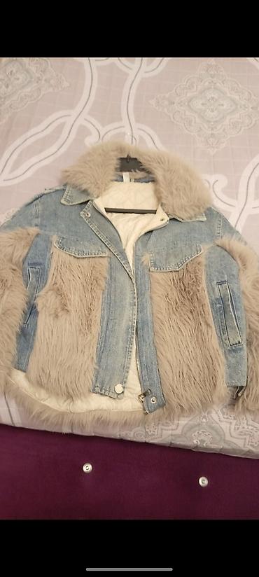 cins kurtka: Qadın üçün denim və süni kürk kombinasiyalı qış gödəkçəsi - Material — 1