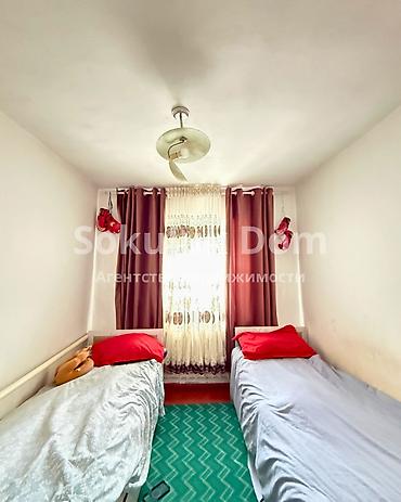 Продажа коттеджей и домов: 🏠Продается дом в с. Сокулук 🟡Комнаты: 4 🟡Участок: 14 соток — 12