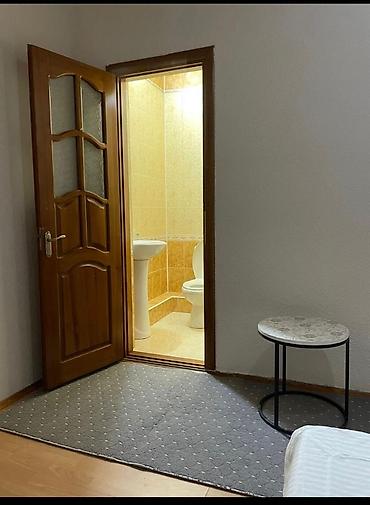 Посуточная аренда комнат: 30 м² — 3