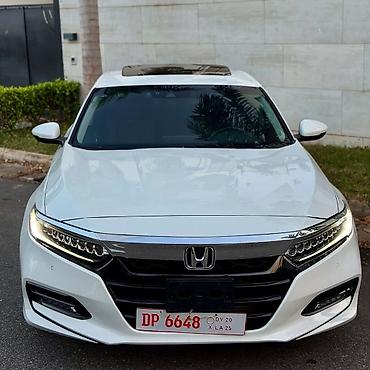 212: Honda Accord: 2022 г., 2 л, Автомат, Гибрид, Седан — 1