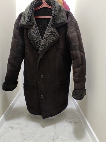 пальто 52 размер: В продаже мужская, фирменная, фабричная, очень теплая и удобная