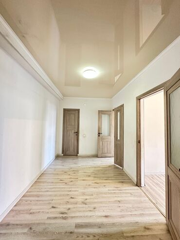 продаю 1 комнатные квартиры: 1 бөлмө, 55 кв. м, 1 кабат, Косметикалык ремонт