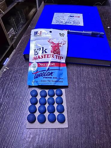 Бильярдные столы: Магазин билярдных аксессуаров сукно, шар, кии, мел,сетка кожа — 13