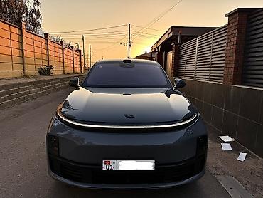 полир: Lixiang L7: 2025 г., 1.5 л, Автомат, Гибрид, Кроссовер — 1