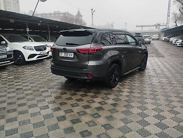 Toyota: Toyota Highlander: 2019 г., 3.5 л, Автомат, Бензин, Лимузин at lalafo.kg — 6 Toyota: Toyota Highlander: 2019 г., 3.5 л, Автомат, Бензин, Лимузин — 6