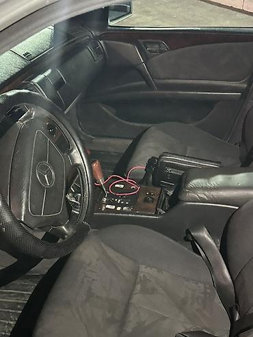 mers 140: Mercedes-Benz E-Class: 1995 г., 3.2 л, Автомат, Бензин, Седан — 5