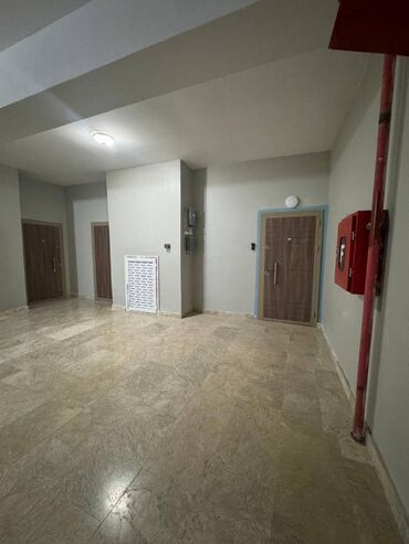 Uzunmüddətli kirayə mənzillər: Səbail rayonu, Bayıl qəsəbəsi 12 mərtəbəli binanın 8-ci mərtəbəsində -da lalafo.az — 13 Uzunmüddətli kirayə mənzillər: Səbail rayonu, Bayıl qəsəbəsi 12 mərtəbəli binanın 8-ci mərtəbəsində — 13