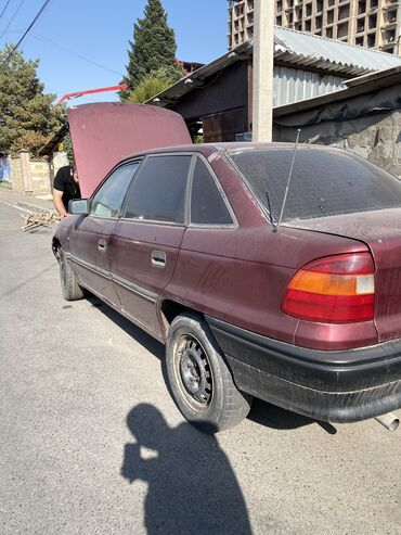 какая машина подойдет для яндекс такси бишкек: Opel Astra: 1992 г., 1.6 л, Механика, Бензин
