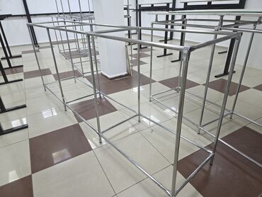 Стеллажи: Островные каркасы/чтилажи/столы для выкладки товара из хромированной — 3