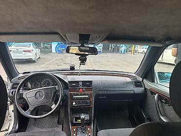 210 салон: Mercedes-Benz С -класс W202 (седан), интерьер - Просторный салон с — 5