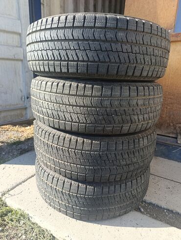 шыны на к5: Шины 215 / 65 / R 16, Зима, Б/у, Комплект, Легковые, Япония, Bridgestone