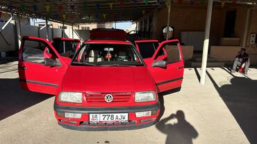 машина керек: Volkswagen Vento: 1993 г., 1.8 л, Механика, Бензин, Седан
