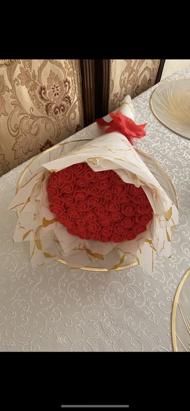 Buket güllər: Satilirlar endirim olub buketler 20m — 3