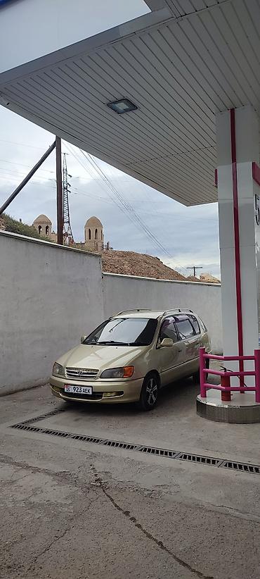 385 55: Toyota Ipsum: 2001 г., 2 л, Автомат, Бензин, Минивэн — 2