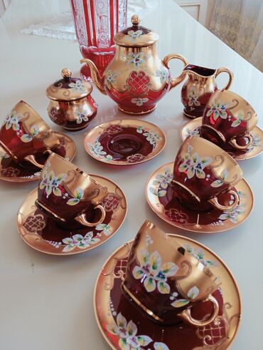 Çay dəstləri və servizlər: Çay dəsti, rəng - Qırmızı, Bohemia, 6 nəfərlik, Çexiya