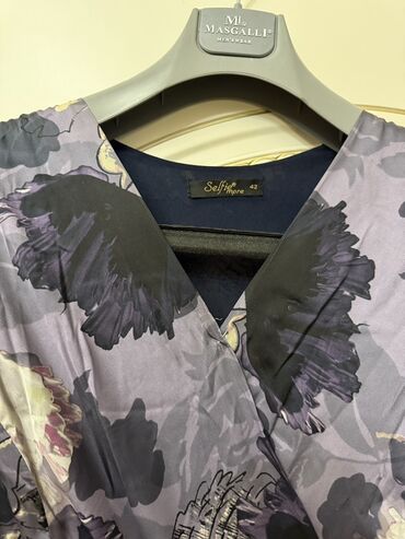 брендовые платья больших размеров: Повседневное платье, Длинная модель, На запах, M, L