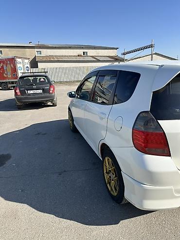 Honda: Honda Fit: 2003 г., 1.5 л, Вариатор, Бензин, Хэтчбэк — 4