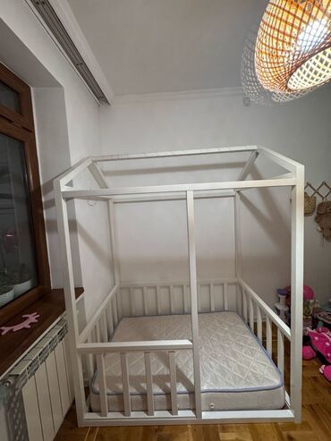 Hündürlük 2metr Eni 1metr Uzunluq 1.50metr Matras ile birlikde teze