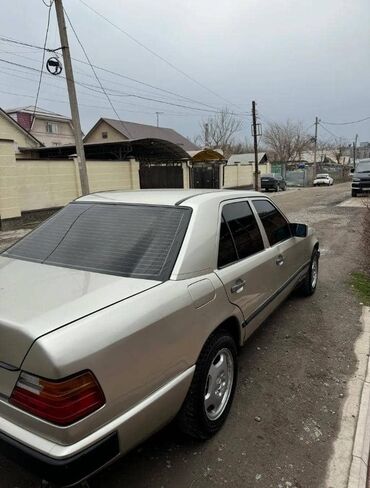 привазной мотор: Mercedes-Benz W124: 1987 г., 2.3 л, Автомат, Бензин, Седан