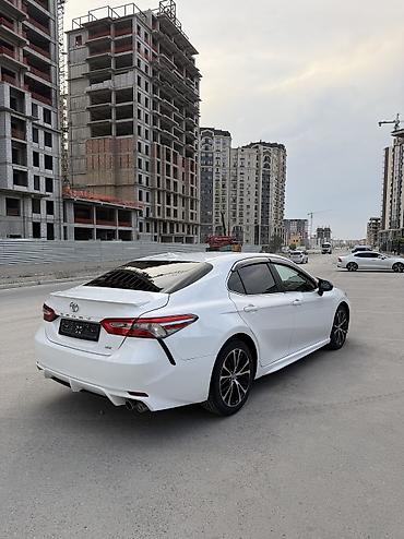 задний плафон камри: Сдаю Toyota Camry, Почасово, Без водителя — 5