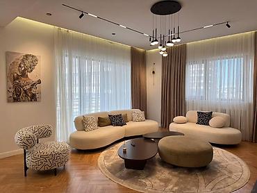 ev alqi satqi baki: İcarəyə verilir 3 otaqlı yeni tikili 160 m², Ağ şəhər q. 3 500 AZN/ay — 3