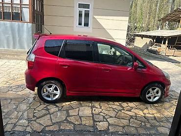 r13 17570: Honda Fit: 2005 г., 1.3 л, Автомат, Бензин, Хэтчбэк — 2