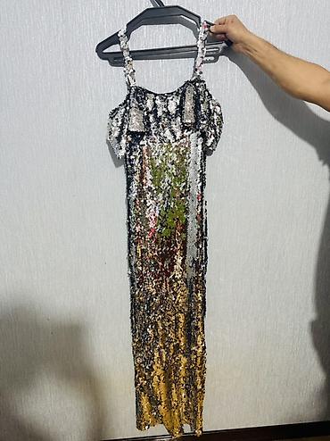 Şəxsi əşyalar: Parıltılı payetli ziyafət don - Model: incə qoşqulu, yüngül qapalı — 1
