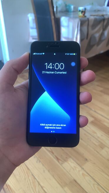 irsad iphone: IPhone 7, 32 GB, Black Titanium, Barmaq izi