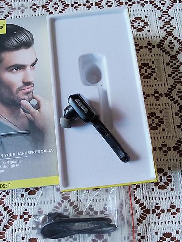 bluetooth наушники lg: Blutuz qulaqliq. Tam original məhsuldur. Həm zənglərə cavab vermək — 2