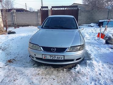 Opel: Opel Vectra: 1999 г., 2 л, Механика, Бензин, Седан — 1