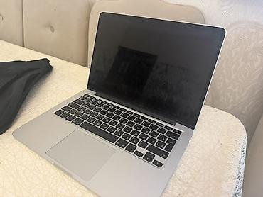 macbook pro 17: Apple MacBook Pro 13" (gümüş rəng) – kompakт və güclü noutbuk — 4