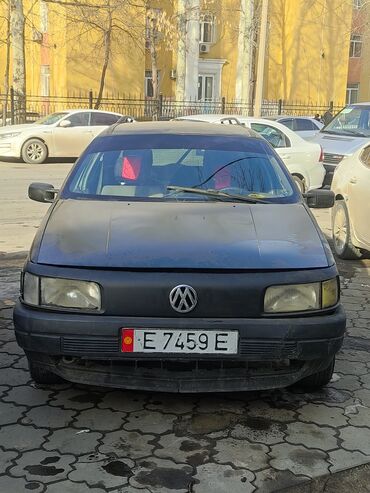 Volkswagen: Volkswagen Passat: 1991 г., 1.8 л, Механика, Бензин, Универсал