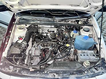 aziz: Volkswagen Passat: 1989 г., 1.8 л, Механика, Бензин, Универсал — 3