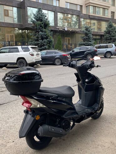 электро мотоцикл грузовой: Скутер түрү M8, 125 куб. см, Бензин, Колдонулган
