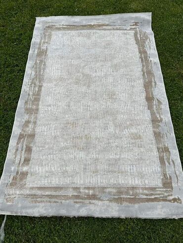 Tepisi i prostirke: Tepisi i prostirke na lalafo.rs — 1 Tepisi i prostirke: Tepisi i prostirke — 1