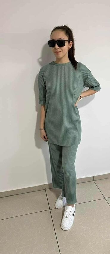 Kompleti: ❗️AKCIJA❗️ 💢komplet 2300din Sastav pamuk letnji kompleti Dostupne — 7