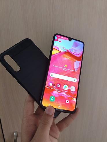 самсунг а70 цена бу: Samsung Galaxy A70, Б/у, 128 ГБ, цвет - Черный, 2 SIM — 1