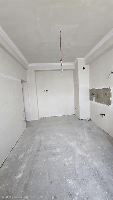 qaracuxurda mənzil: Qaraçuxur qəs., 3 otaqlı, Yeni tikili, 110 kv. m — 1