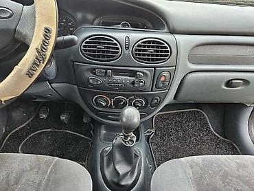 prevoz auto prikolicom: RUCICA MENJACA ZA RENAULT MEGANE ZA 1997. GOD — 1
