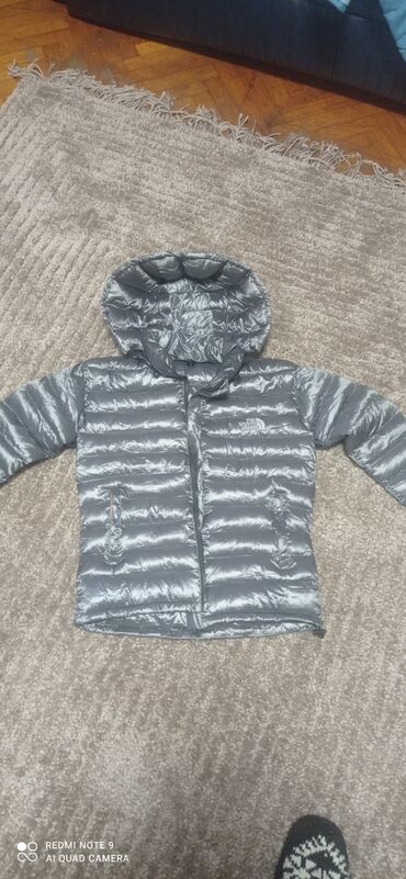 fishbone jakna newyorker sir ramena sirina st: Nova North face jakna za decu uzrasta 10 godina,srebrno siva iznutra i