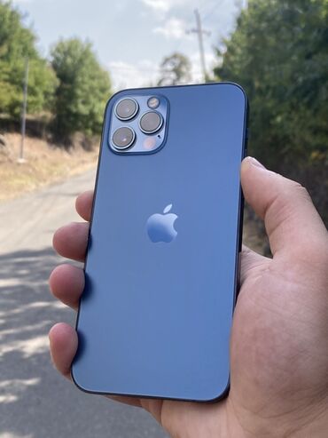 video çəkən: IPhone 12 Pro, Pacific Blue