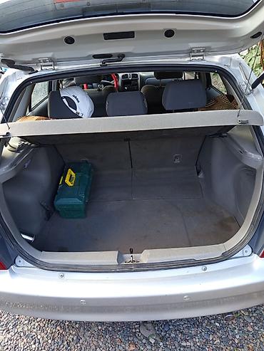 mazda premacy 1 8: Mazda Familia: 2001 г., 1.5 л, Механика, Бензин, Седан — 6